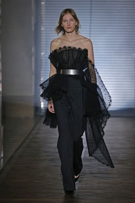 givenchy 0010